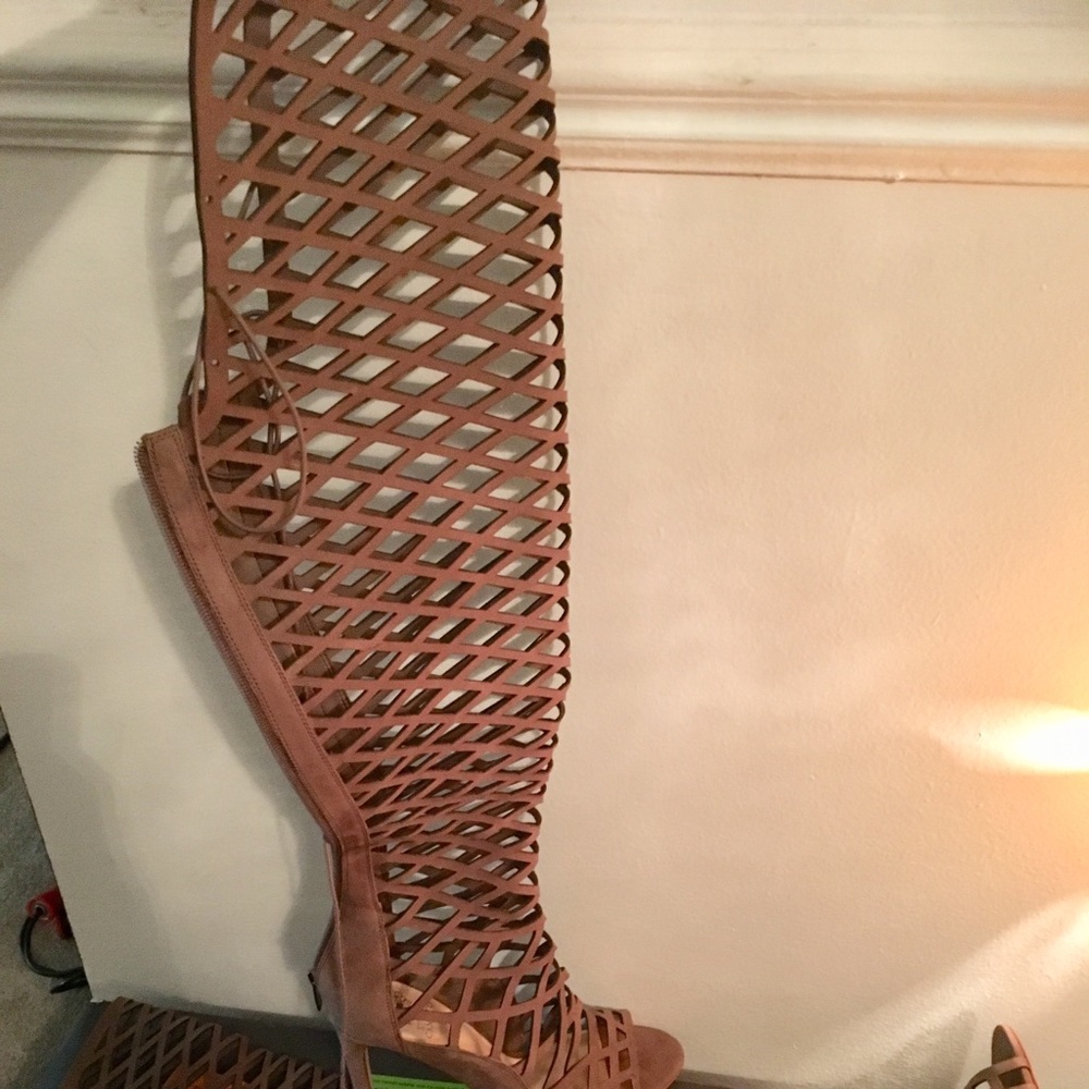 Vince Camuto Boots, Style-VC-Keliana